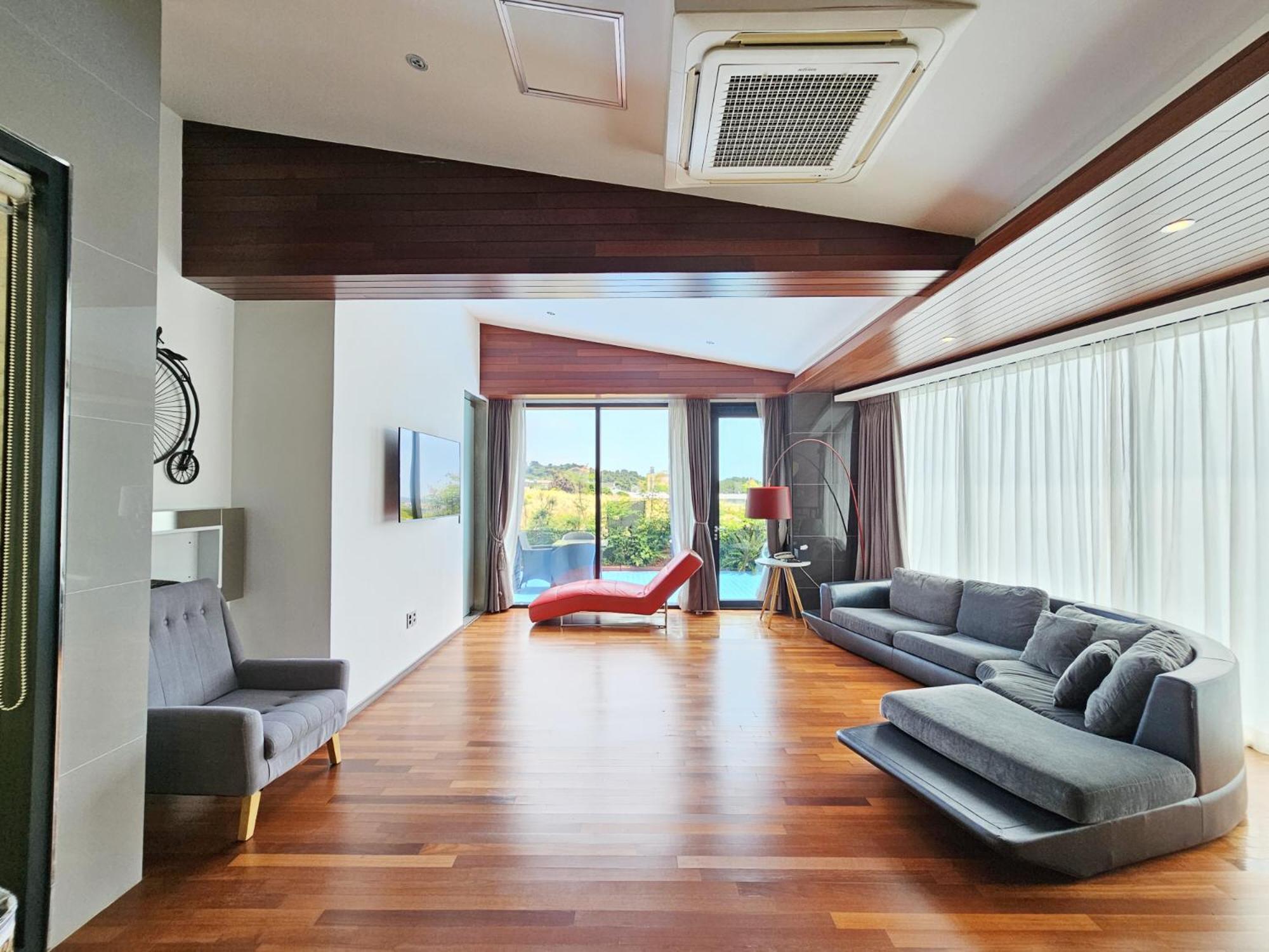 Jeju Hotel Scarboro Seogwipo Bagian luar foto