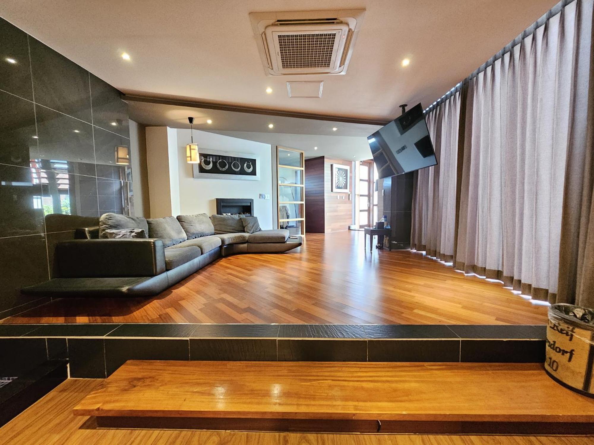 Jeju Hotel Scarboro Seogwipo Bagian luar foto