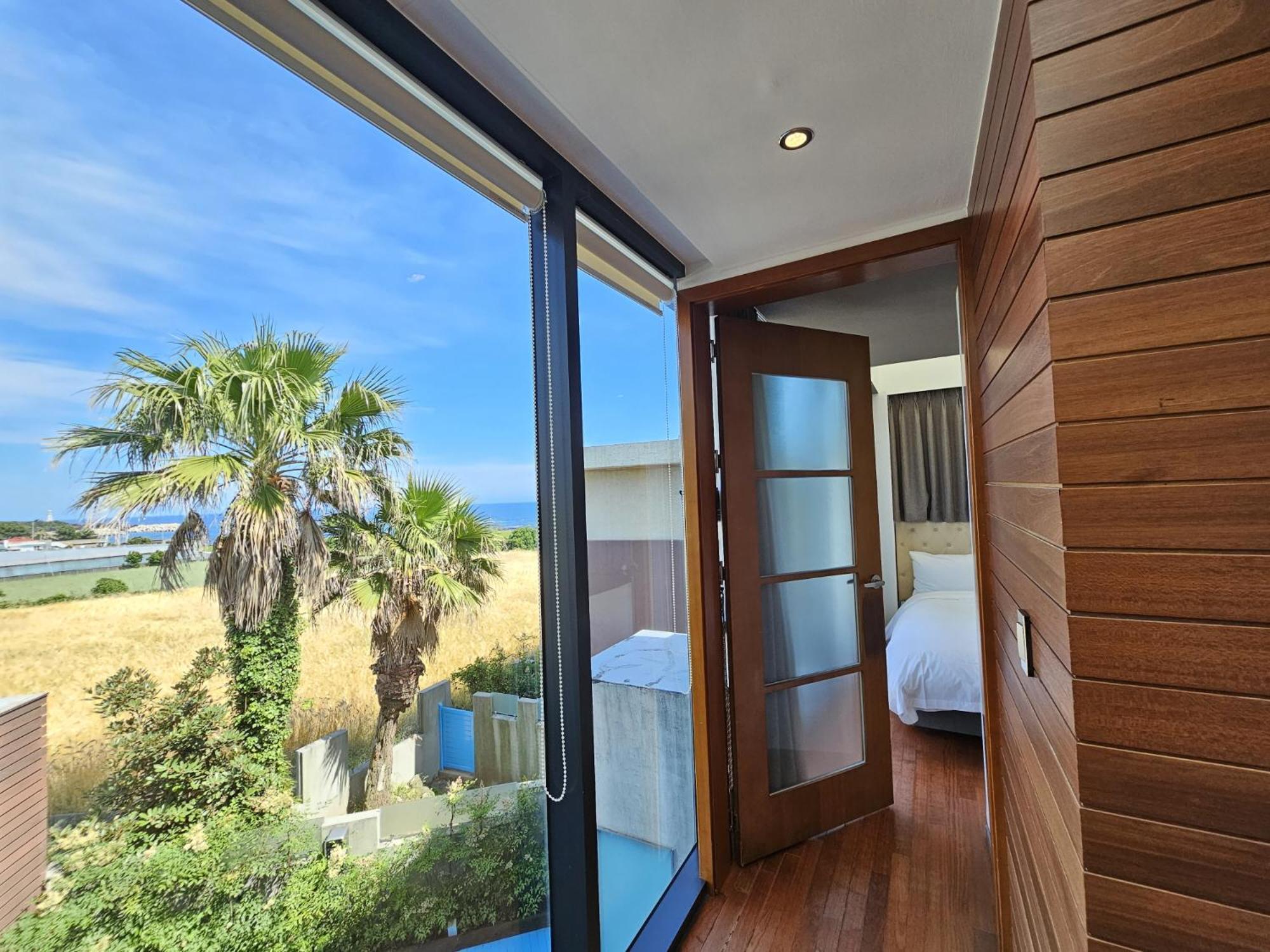 Jeju Hotel Scarboro Seogwipo Bagian luar foto