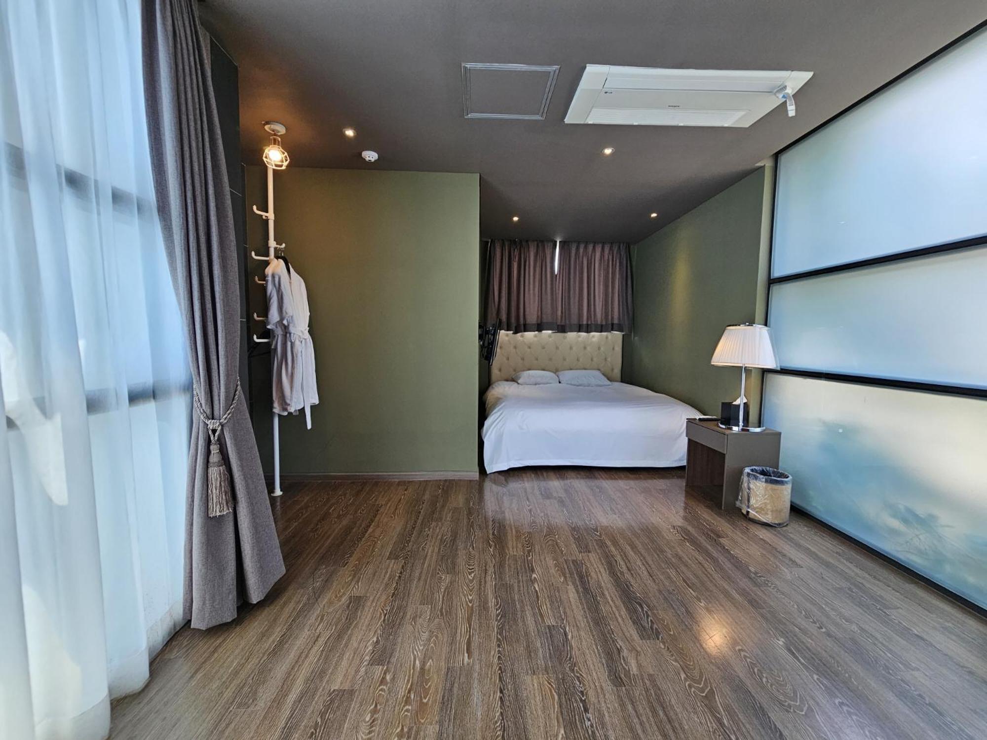 Jeju Hotel Scarboro Seogwipo Bagian luar foto