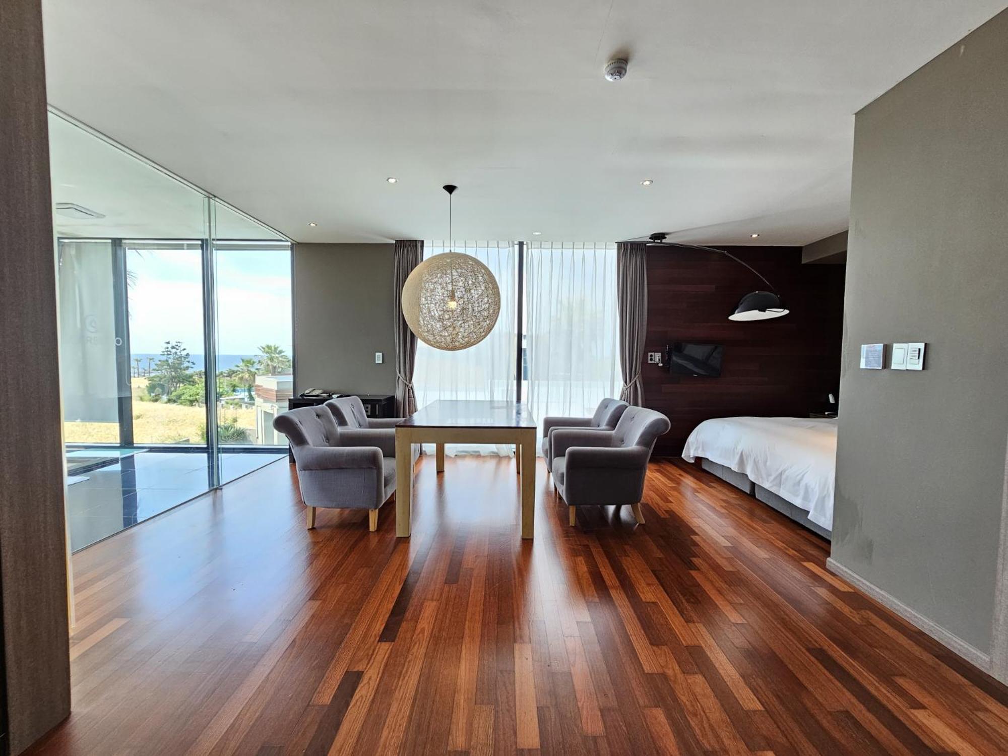 Jeju Hotel Scarboro Seogwipo Bagian luar foto