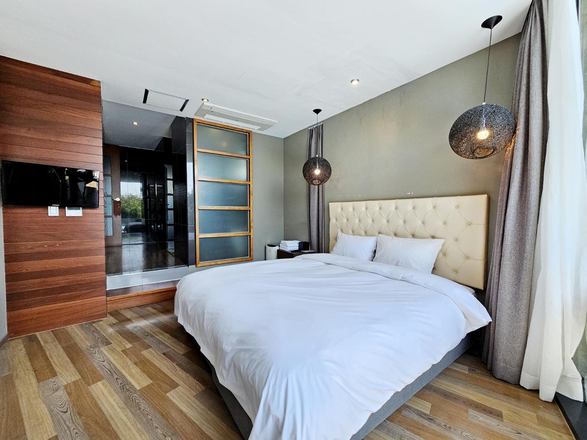 Jeju Hotel Scarboro Seogwipo Bagian luar foto