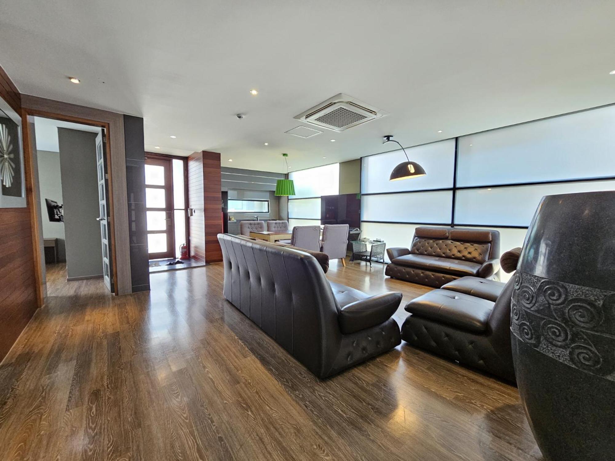 Jeju Hotel Scarboro Seogwipo Bagian luar foto