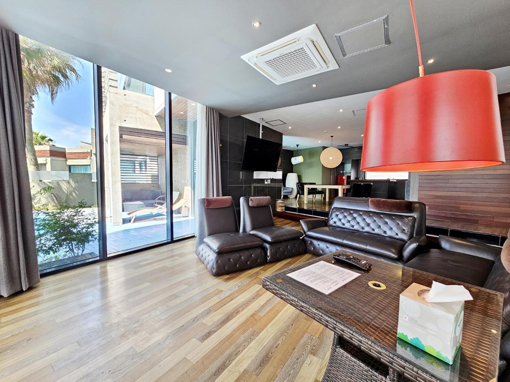 Jeju Hotel Scarboro Seogwipo Bagian luar foto